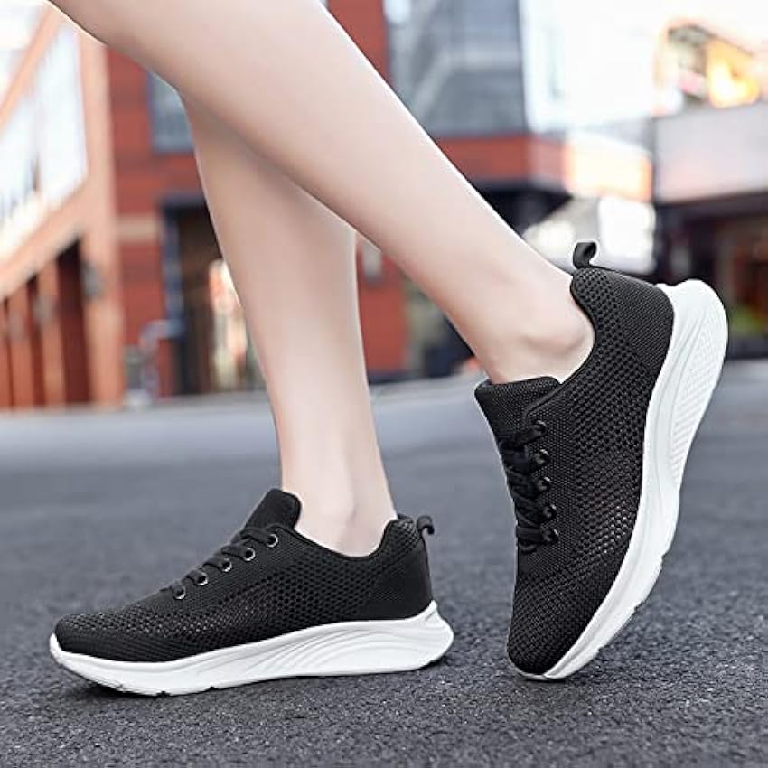 IQYU Chaussures noires pour femme - Talon élégant - Loisirs - Chaussures à lacets avec semelle souple - Chaussures confortables - Chaussures d´extérieur en maille - Chaussures de course à pied - Z82lKWt6